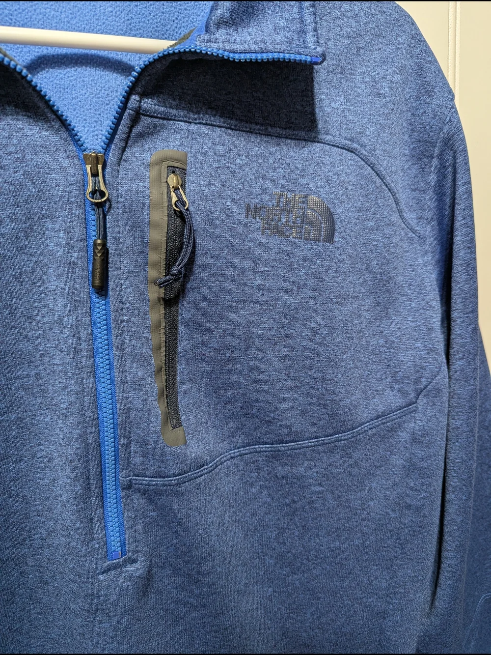 The North Face Men's Blue Quarter Zip Fleece Pullover